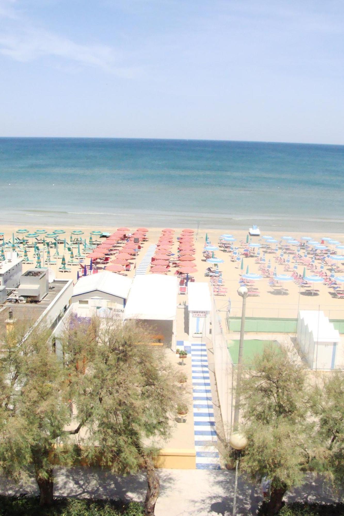 Hotel Italia سينِغاليا المظهر الخارجي الصورة