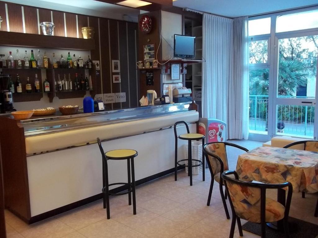 Hotel Italia سينِغاليا المظهر الخارجي الصورة